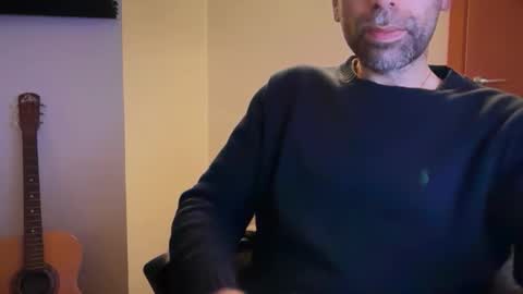 Snapshot of gingerandblue chatting on February 24, 7:34 pm Alex online show from February 24, 7:34 pm