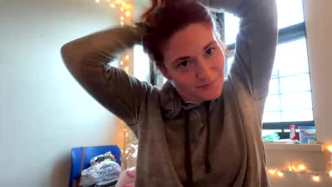 Snapshot of gingerlynx chatting on November 3, 7:48 pm gingerlynx online show from November 3, 7:48 pm