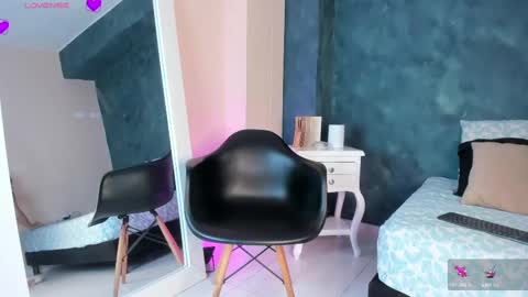 Snapshot of gingermoon_ chatting on October 2, 7:21 pm Ginger online show from October 2, 7:21 pm