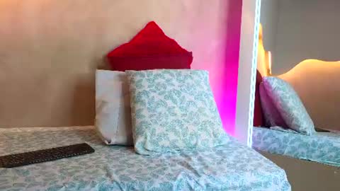 Ginger online show from July 10, 1:03 pm