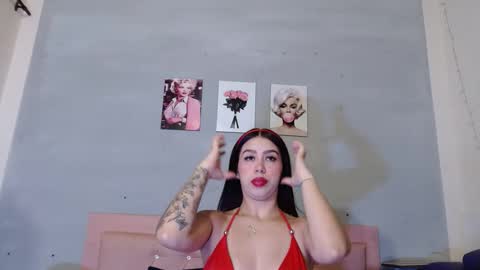 ginnifer_goodwin online show from October 6, 12:35 pm