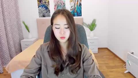 Ginny online show from December 5, 1:28 pm