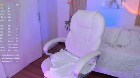 Kendall online show from February 27, 11:59 pm