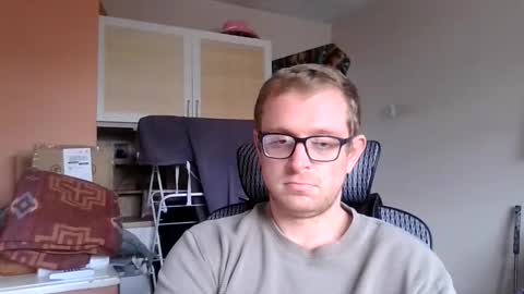 Snapshot of ginwood chatting on October 7, 2:47 pm ginwood online show from October 7, 2:47 pm