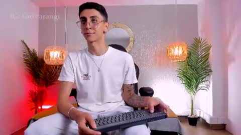 Gio Carangi online show from August 1, 2:33 am