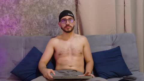 Gio online show from September 18, 9:39 pm