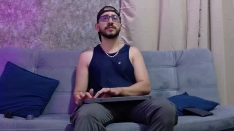 Gio online show from September 20, 8:21 pm
