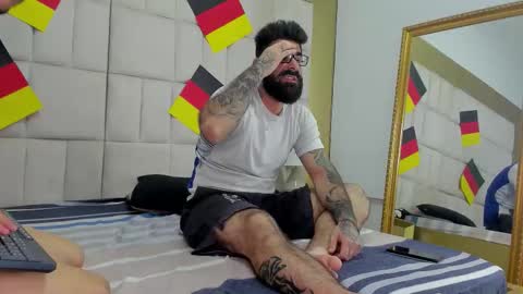 Snapshot of gio_lorenz chatting on September 30, 3:06 pm gio_lorenz online show from September 30, 3:06 pm