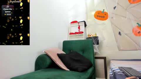 Snapshot of gio_lorenz chatting on October 23, 11:53 am gio_lorenz online show from October 23, 11:53 am