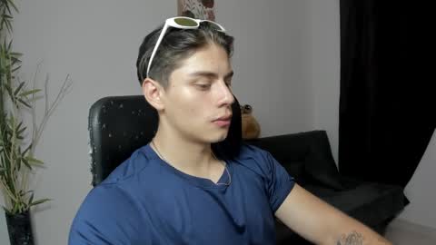 GioRusso online show from December 4, 5:05 am