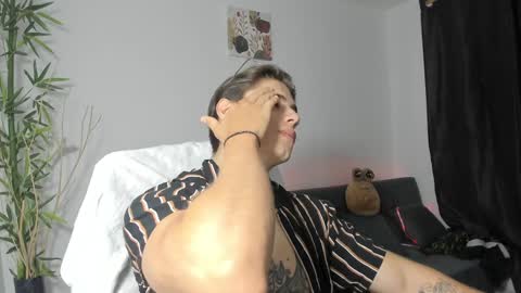 GioRusso online show from January 6, 1:53 am