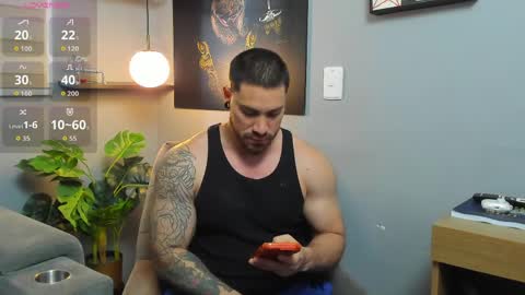 Snapshot of giorgio_leone2 chatting on March 29, 7:47 pm Giorgio leone online show from March 29, 7:47 pm