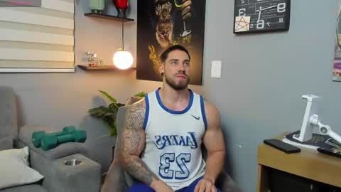 Snapshot of giorgio_leone2 chatting on April 24, 11:51 pm Giorgio leone online show from April 24, 11:51 pm