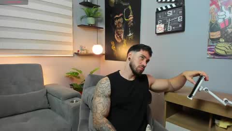 Snapshot of giorgio_leone2 chatting on June 6, 12:05 am Giorgio leone online show from June 6, 12:05 am