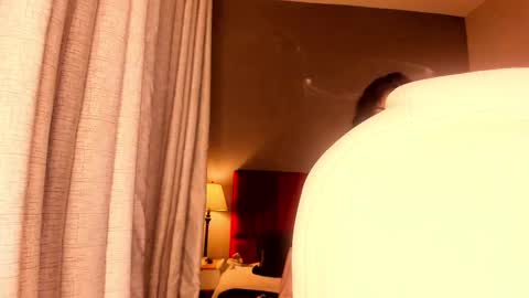 Snapshot of giovanna_oliveira chatting on October 2, 7:59 am Giovanna online show from October 2, 7:59 am