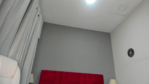 Giovanna  online show from May 16, 5:37 am