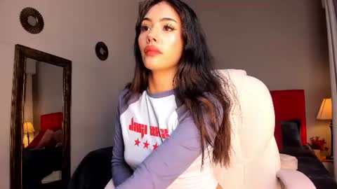 Giovanna  online show from June 21, 5:32 am