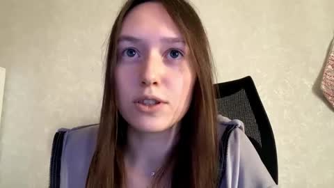 Snapshot of giovannatimm chatting on April 16, 9:21 am Melisa online show from April 16, 9:21 am