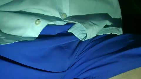 Snapshot of giovannyca chatting on October 12, 7:29 am GuidoGiovan online show from October 12, 7:29 am