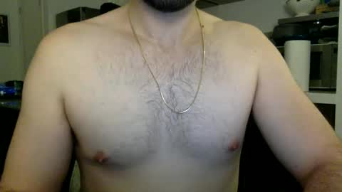 Snapshot of giraffe9715 chatting on December 7, 11:07 am AntEater online show from December 7, 11:07 am