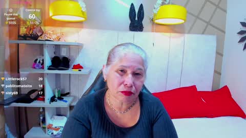 Girl Amada online show from January 7, 7:10 am