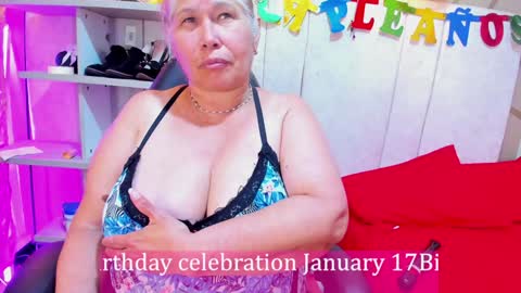 Girl Amada online show from January 15, 7:05 am