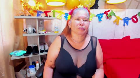 Girl Amada online show from January 17, 1:13 pm