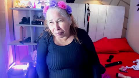 Girl Amada online show from February 9, 5:40 am