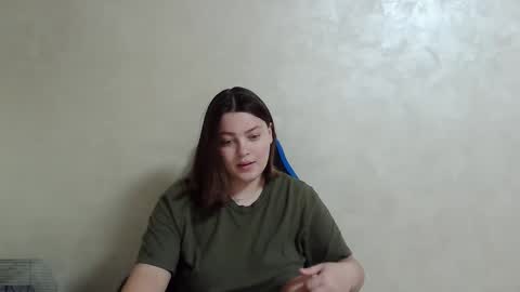 girl_leya online show from December 1, 11:25 pm