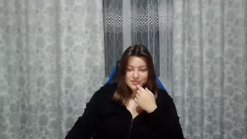 girl_leya online show from January 27, 9:00 pm