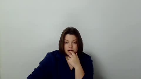 girl_leya online show from November 18, 8:13 pm