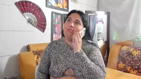 girl_luna_ online show from October 2, 7:10 pm