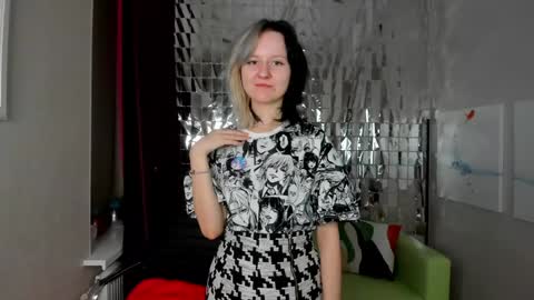 Snapshot of girl_next_doorr chatting on February 4, 12:55 pm girl_next_doorr online show from February 4, 12:55 pm