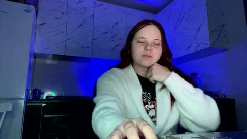 Snapshot of girl_shy07 chatting on April 23, 9:28 pm girl_shy07 online show from April 23, 9:28 pm