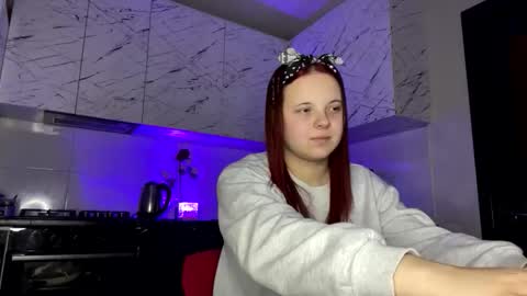 Snapshot of girl_shy07 chatting on April 24, 6:21 pm girl_shy07 online show from April 24, 6:21 pm