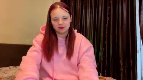 Snapshot of girl_shy07 chatting on May 28, 5:10 pm girl_shy07 online show from May 28, 5:10 pm