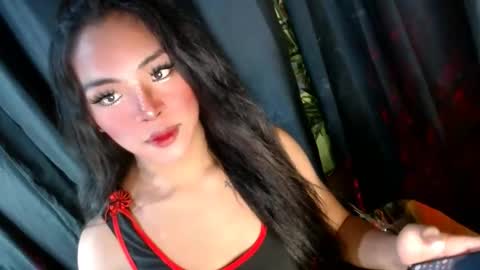 queen ronna online show from December 18, 1:56 pm