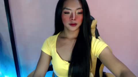 queen ronna online show from January 11, 9:36 am