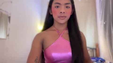 Snapshot of girlcock_dominantfucker chatting on November 24, 1:16 am queen ronna online show from November 24, 1:16 am