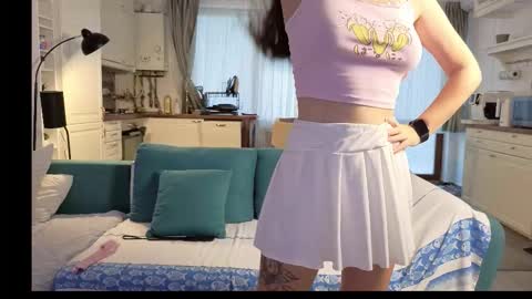 Snapshot of girlfrend10 chatting on October 9, 1:53 pm Girlfriend online show from October 9, 1:53 pm