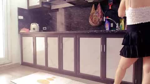 Snapshot of girlhanoi chatting on March 2, 7:15 am girlhanoi online show from March 2, 7:15 am