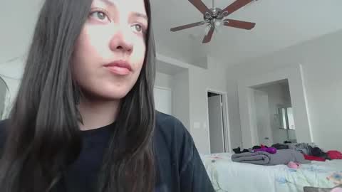 Jasmine online show from December 11, 6:31 pm