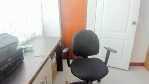 Ela online show from November 25, 2:39 pm