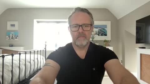 girlsandbikes online show from January 12, 10:56 am