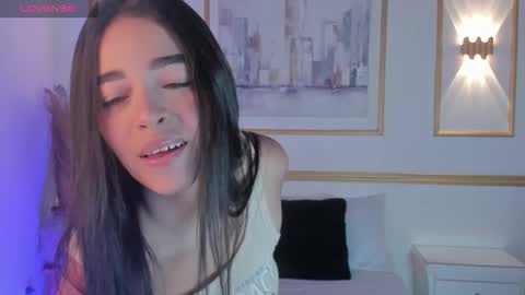 G I S E online show from March 24, 2:05 am