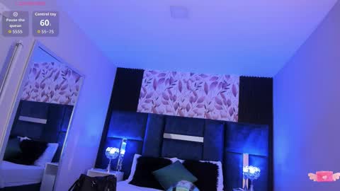     online show from October 19, 10:38 am