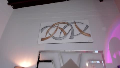 Giselle online show from December 24, 2:01 pm