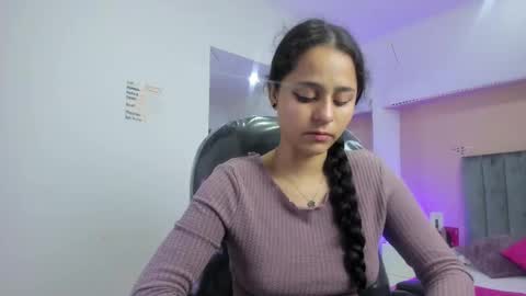 Snapshot of giselle_roldan chatting on February 13, 7:54 pm GISELLE ROLDAN online show from February 13, 7:54 pm