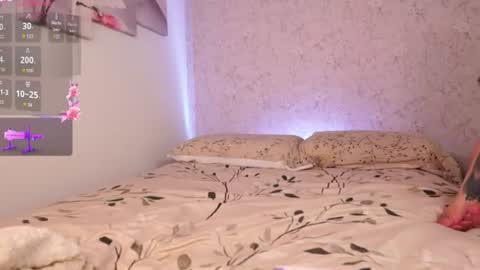 Snapshot of giselle_smiith1 chatting on June 20, 7:27 pm Giselle online show from June 20, 7:27 pm