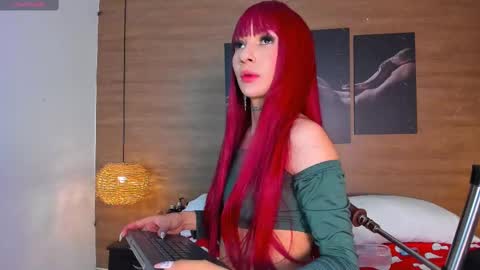 Snapshot of gissell01 chatting on February 25, 3:52 am Gigi online show from February 25, 3:52 am